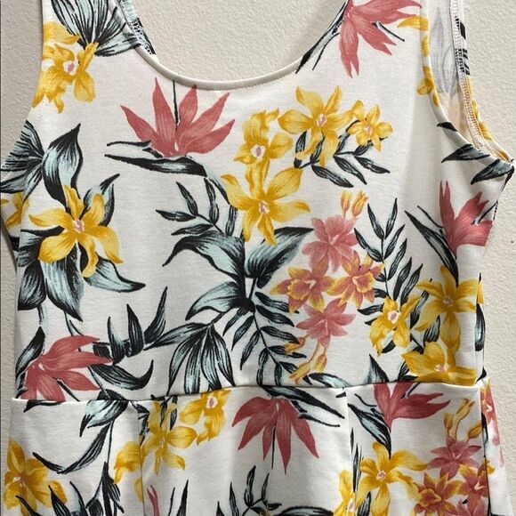 H&M Divided Tropical Floral Skater Dress Size 10 - Picture 6 of 11